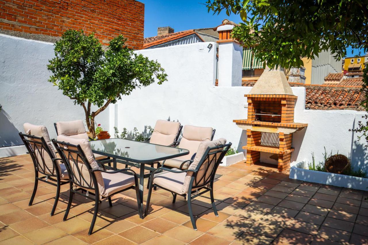 El Patio De Naranjos